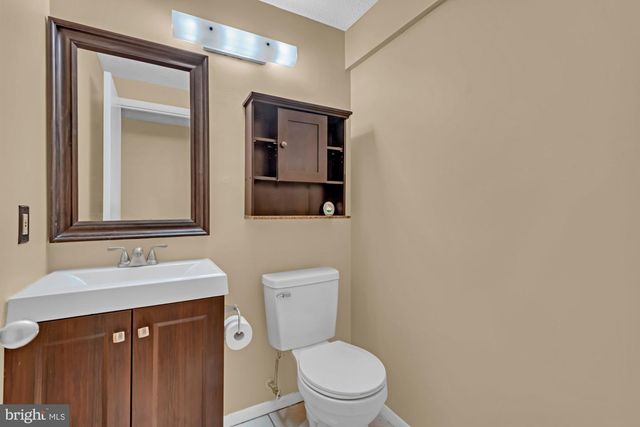 8566 KIM MARIE CT, Pasadena, MD 21122