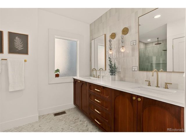 734 N Downing St, Denver, CO 80218