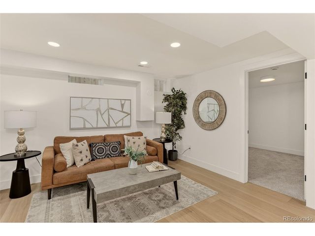 734 N Downing St, Denver, CO 80218