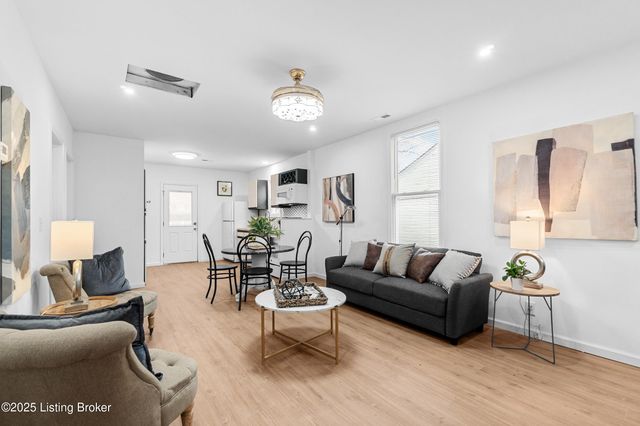 3801 Craig Ave, Louisville, KY 40215