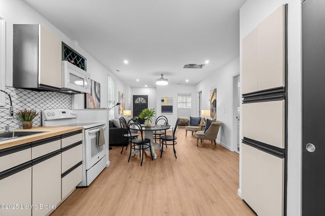 3801 Craig Ave, Louisville, KY 40215