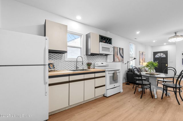 3801 Craig Ave, Louisville, KY 40215