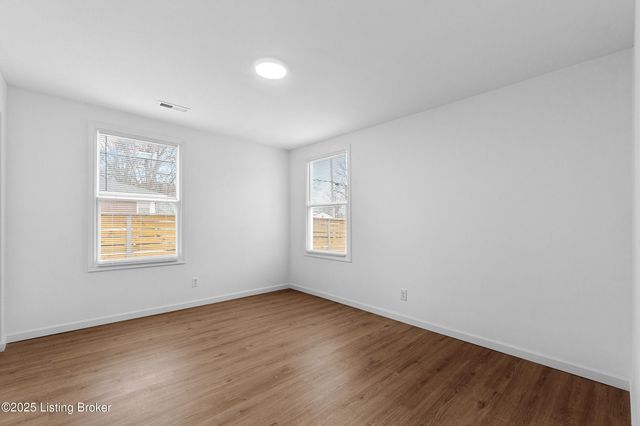 3801 Craig Ave, Louisville, KY 40215