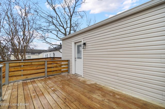 3801 Craig Ave, Louisville, KY 40215