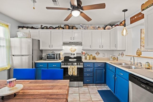 105 Scenic Drive, West Warwick, RI 02893
