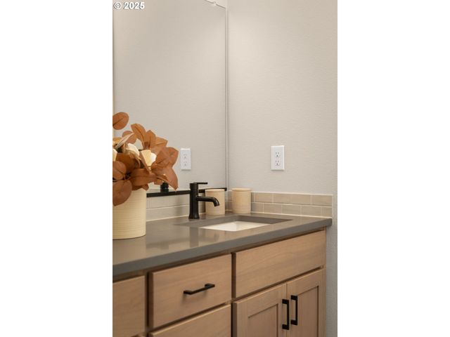 3546 Se BROOKWOOD Ave, Hillsboro, OR 97123