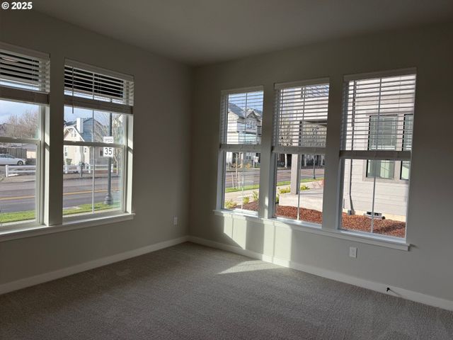 3546 Se BROOKWOOD Ave, Hillsboro, OR 97123