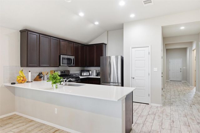 269 Gaida LOOP, Georgetown, TX 78628