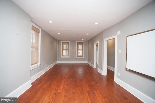 235 ROXBOROUGH AVE, Philadelphia, PA 19128