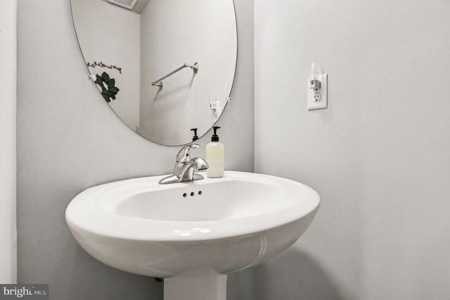 379 MOON SHADOW LN, Louisa, VA 23093