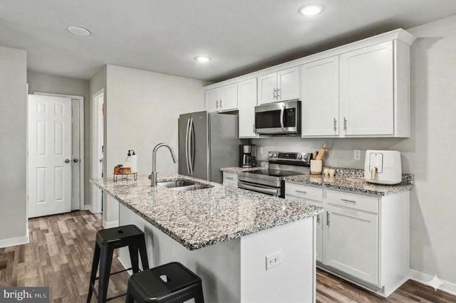 379 MOON SHADOW LN, Louisa, VA 23093