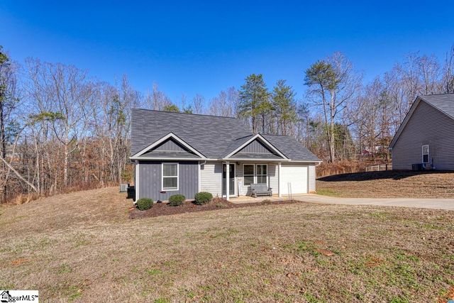 440 Foliage Court, Inman, SC 29349