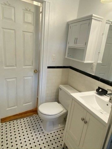 191 Kent St 2, Brookline, MA 02446