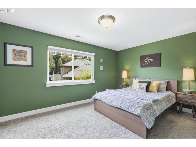2731 Se ELLIOTT Dr, Gresham, OR 97080