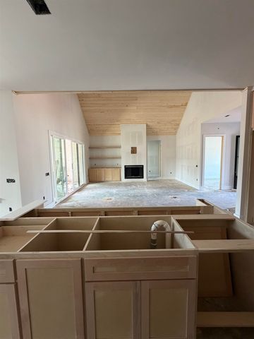 171 Shortleaf Lane, Longview, TX 75605