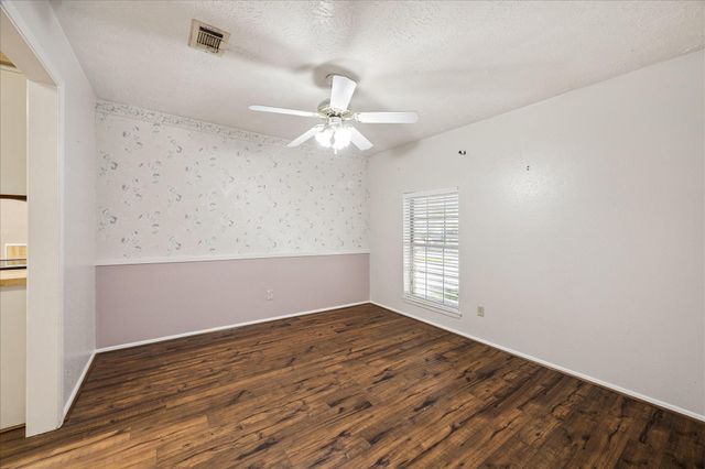 206 Sweetgum Street, League City, TX 77573
