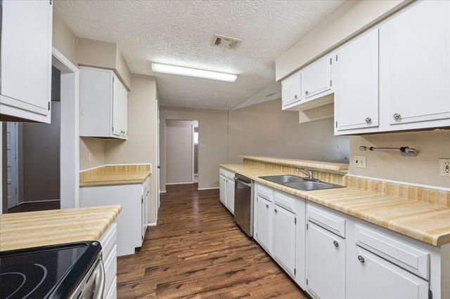 206 Sweetgum Street, League City, TX 77573