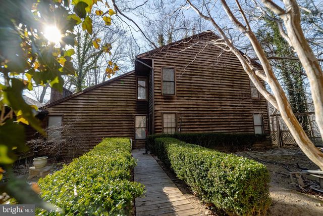 10754 LAKE FOREST DR, Manassas, VA 20112