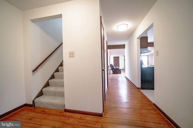 10754 LAKE FOREST DR, Manassas, VA 20112