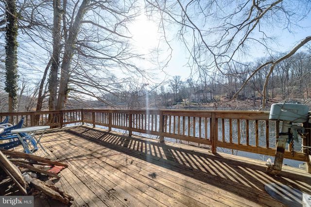 10754 LAKE FOREST DR, Manassas, VA 20112