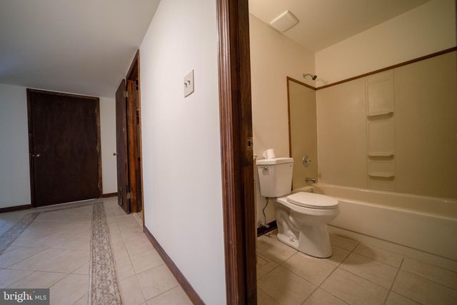 10754 LAKE FOREST DR, Manassas, VA 20112