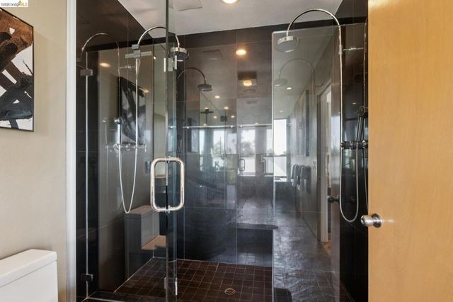 6343 Skyline Blvd, Oakland, CA 94611