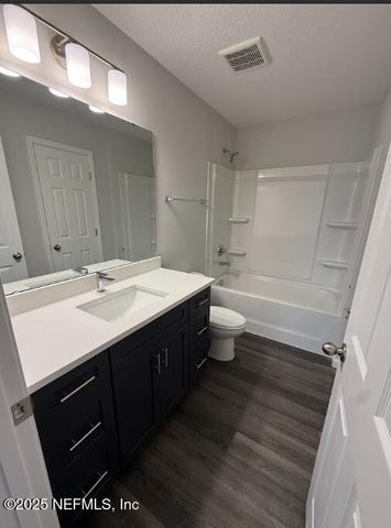 8662 CRYSTALLINE Lane, Jacksonville, FL 32221