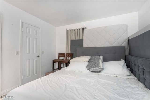 4200 South Valley View Boulevard 1074, Las Vegas, NV 89103