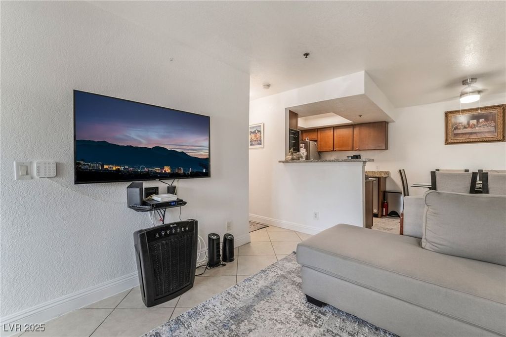 4200 South Valley View Boulevard 1074, Las Vegas, NV 89103