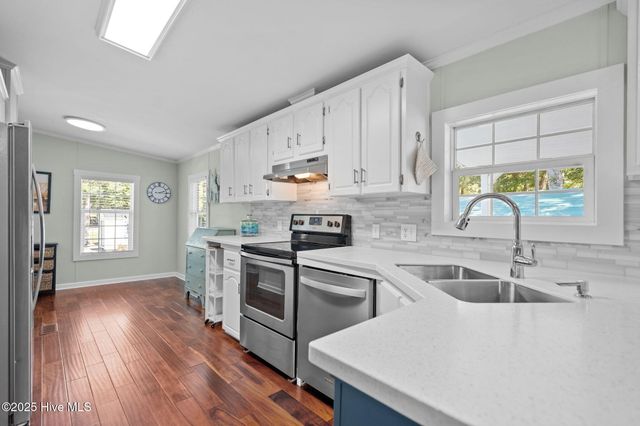 1624 White Oak Drive SW, Ocean Isle Beach, NC 28469