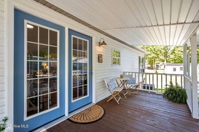 1624 White Oak Drive SW, Ocean Isle Beach, NC 28469