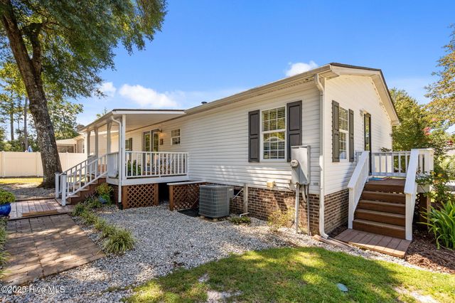 1624 White Oak Drive SW, Ocean Isle Beach, NC 28469