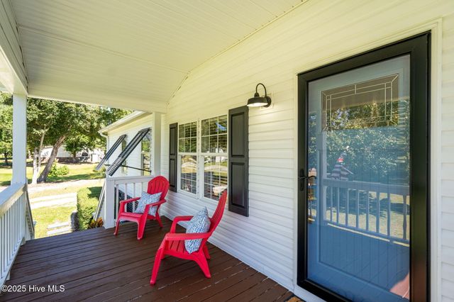1624 White Oak Drive SW, Ocean Isle Beach, NC 28469