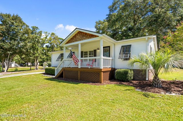 1624 White Oak Drive SW, Ocean Isle Beach, NC 28469