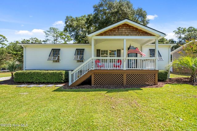 1624 White Oak Drive SW, Ocean Isle Beach, NC 28469