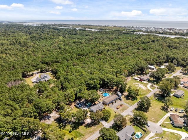 1624 White Oak Drive SW, Ocean Isle Beach, NC 28469