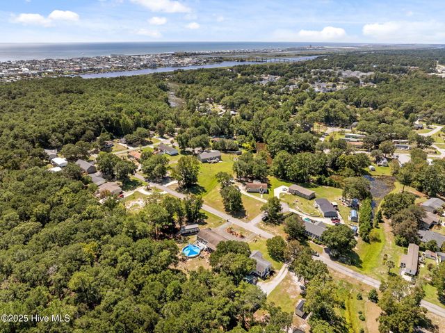 1624 White Oak Drive SW, Ocean Isle Beach, NC 28469