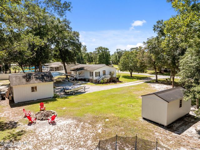 1624 White Oak Drive SW, Ocean Isle Beach, NC 28469