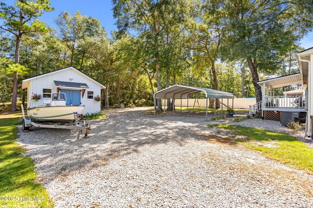 1624 White Oak Drive SW, Ocean Isle Beach, NC 28469