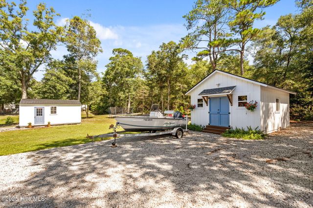 1624 White Oak Drive SW, Ocean Isle Beach, NC 28469