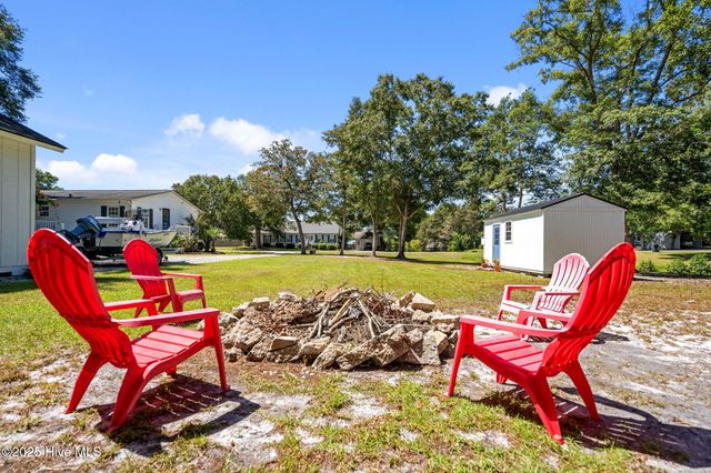 1624 White Oak Drive SW, Ocean Isle Beach, NC 28469