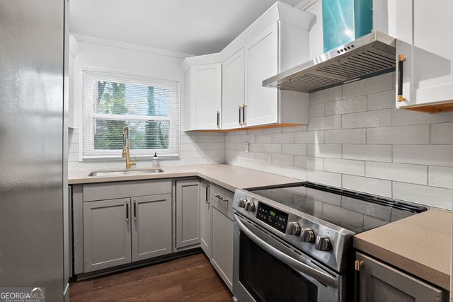 1068 Rebel Forest Drive SE, Atlanta, GA 30315