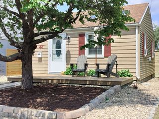 41 Cooper Avenue, Milford, CT 06460