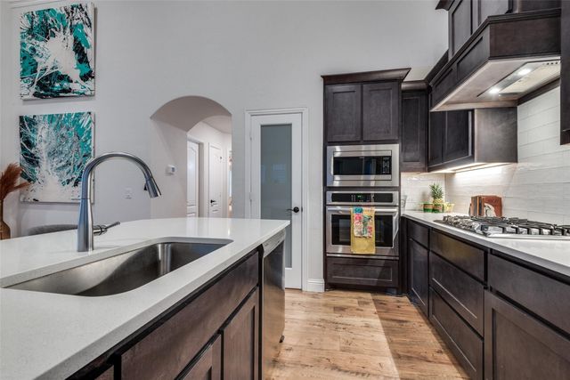 8809 Conroe Drive, Denton, TX 76226