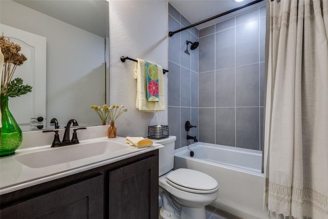 8809 Conroe Drive, Denton, TX 76226