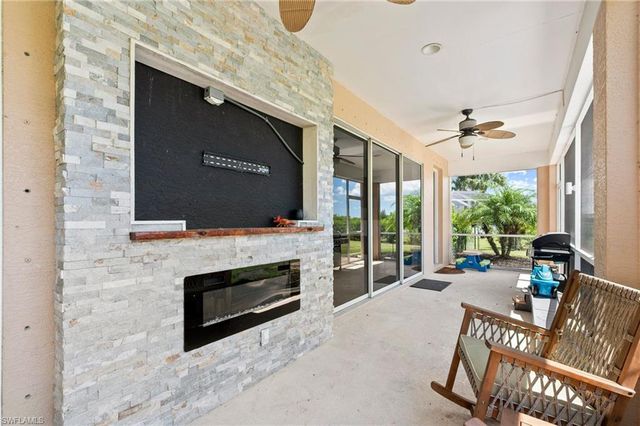 2688 Bellingham CT, Cape Coral, FL 33991