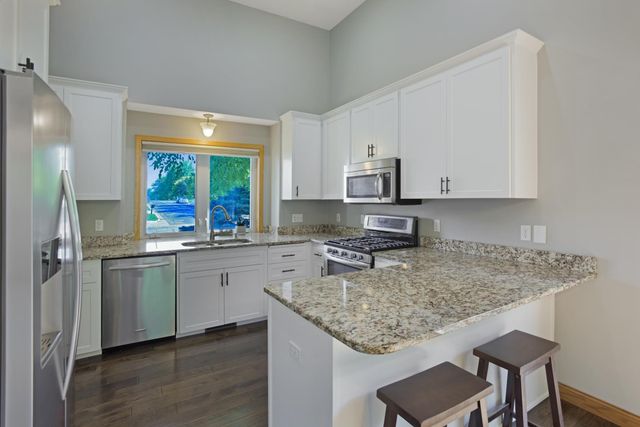 6926 Taylor Drive, Savage, MN 55378