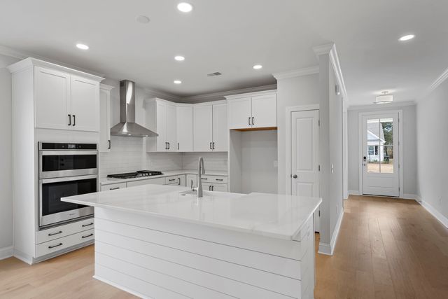 4 Wappoo Trace Lane, Summerville, SC 29486