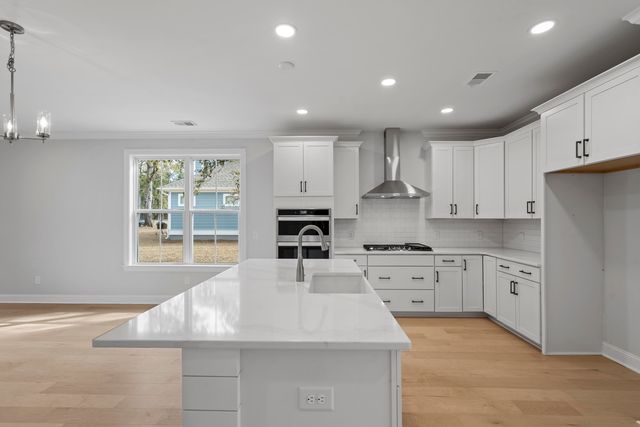 4 Wappoo Trace Lane, Summerville, SC 29486