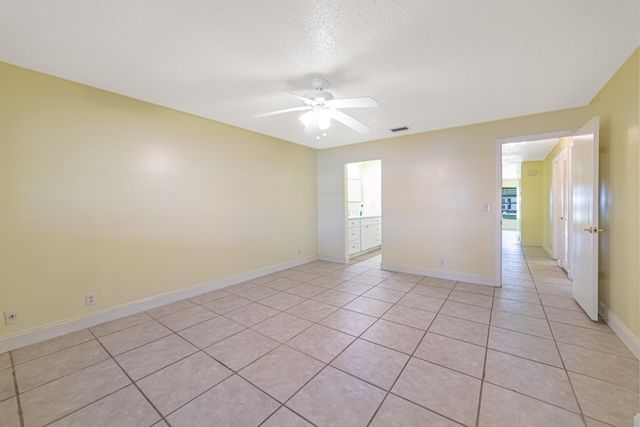 8633 NW 12th Street C177, Plantation, FL 33322